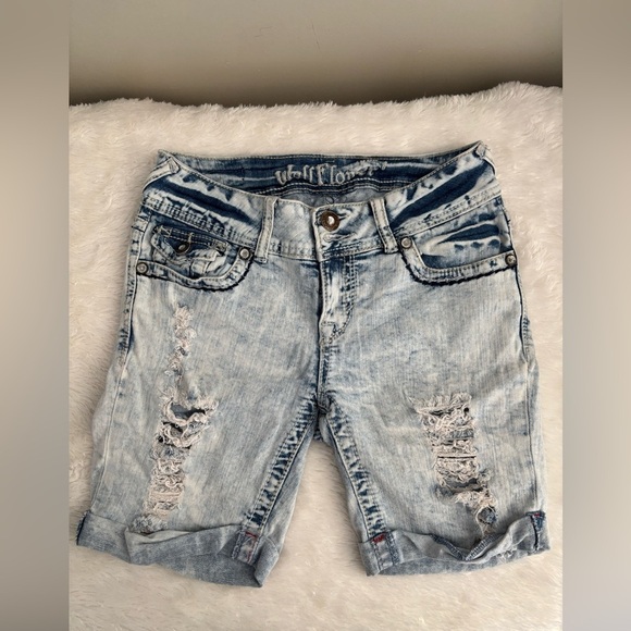Wallflower Women's Distressed American Flag Acid Wash Denim Jean Shorts Size 3 - Picture 1 of 6